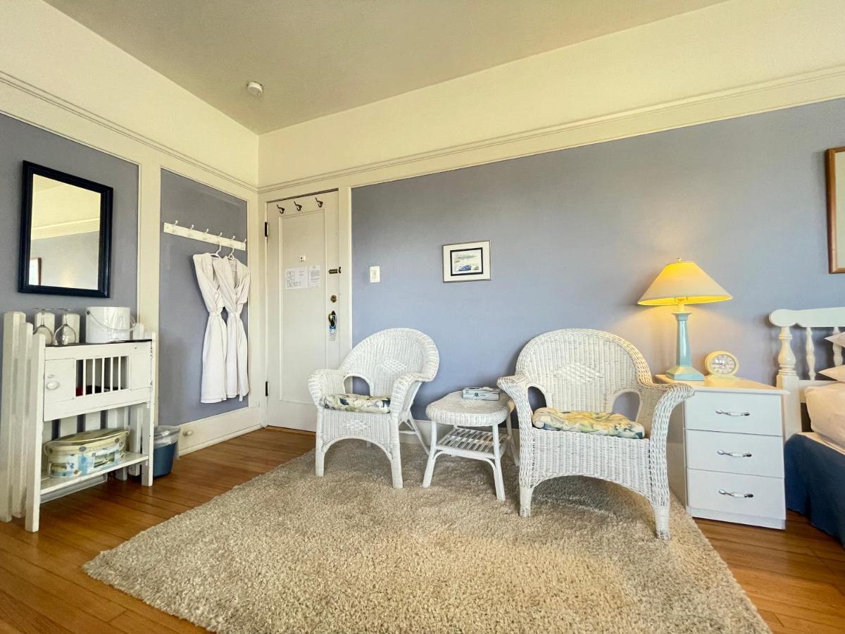 ויסקונסין דלס White Rose Inns & Motel מראה חיצוני תמונה